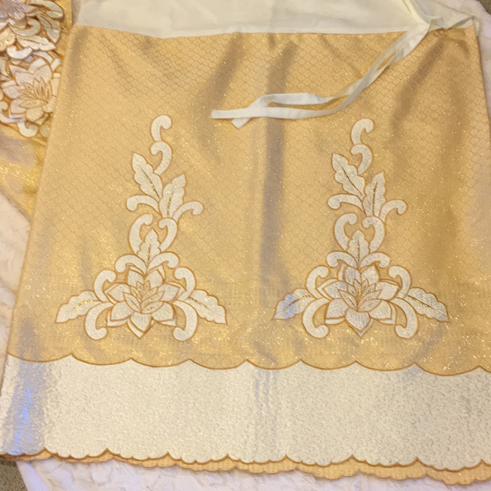 New! Stunning 2 Piece Gold Dress 👗 - Picture 6 of 8